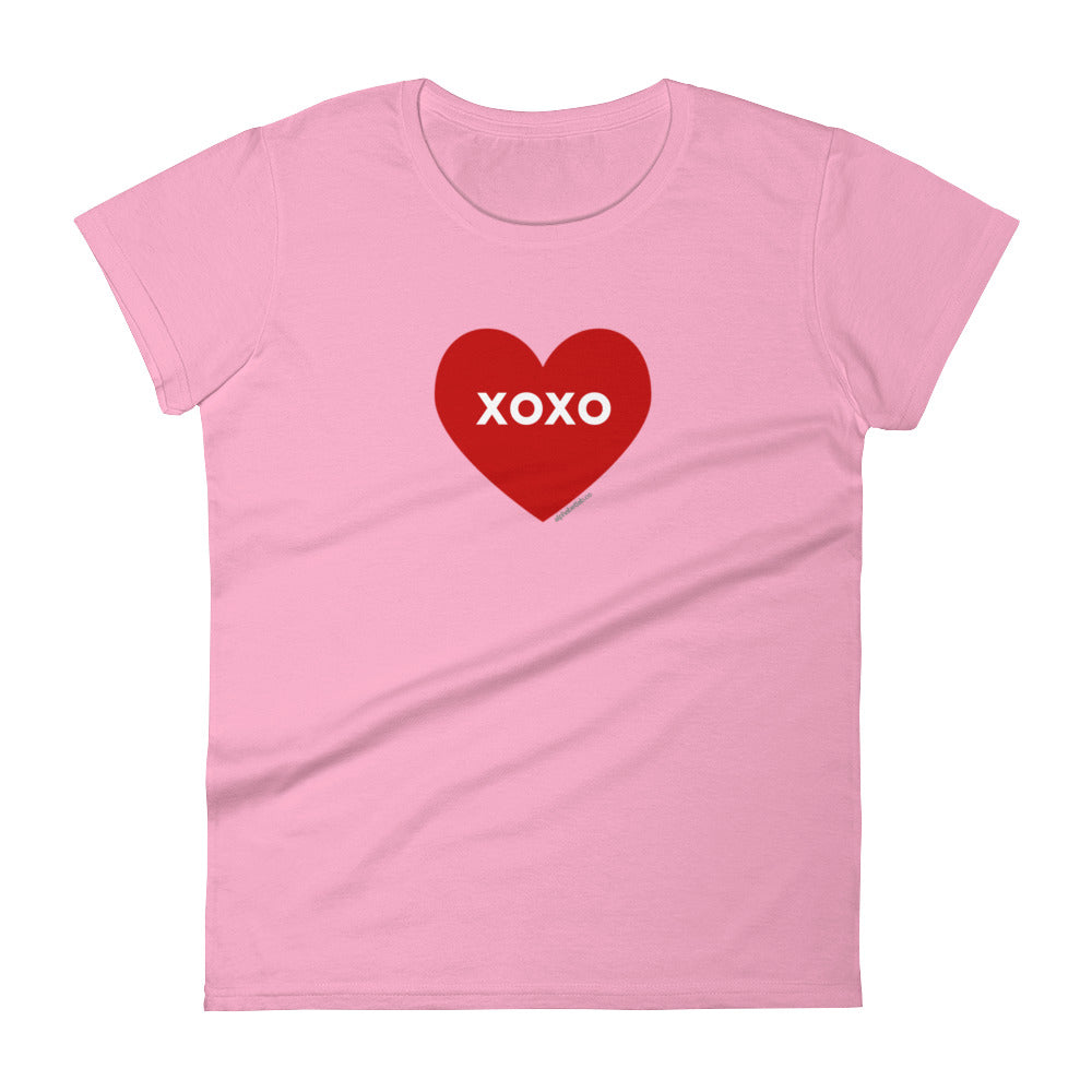 Hugs and Kisses XOXO Heart Womens Valentine’s Day T-Shirt