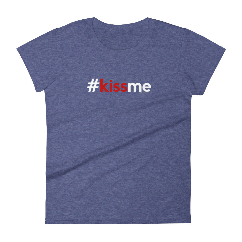 Hashtag Kiss Me Womens Valentine’s Day T-Shirt